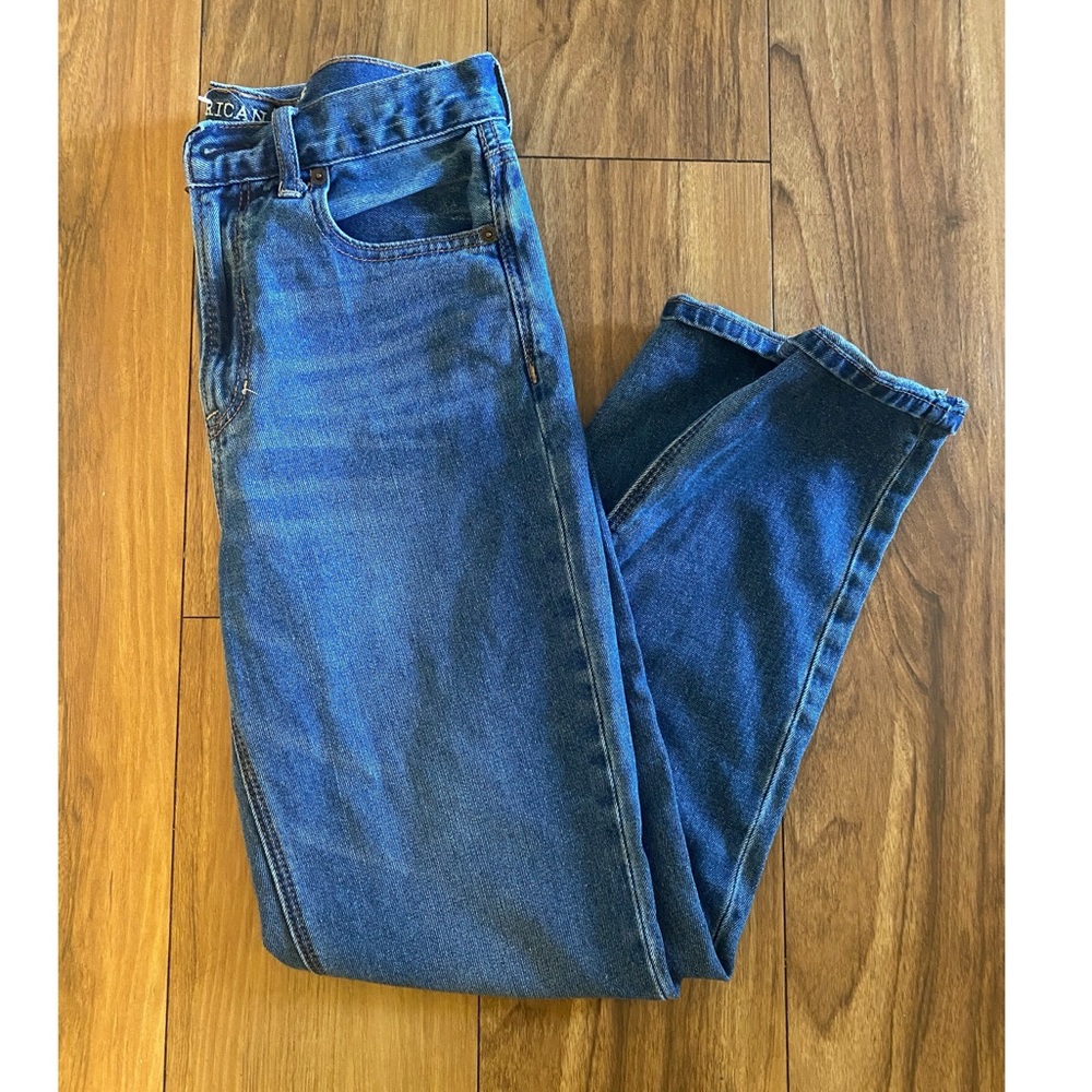 American Eagle Mom Jeans